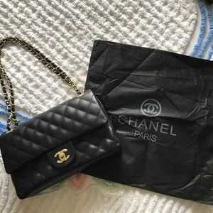 "CHANEL" Black Quilted Classic Flap Bag